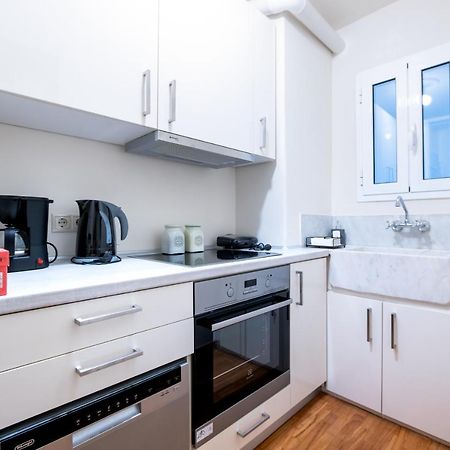 Glamorous Apt In Kolonaki Athens Luaran gambar